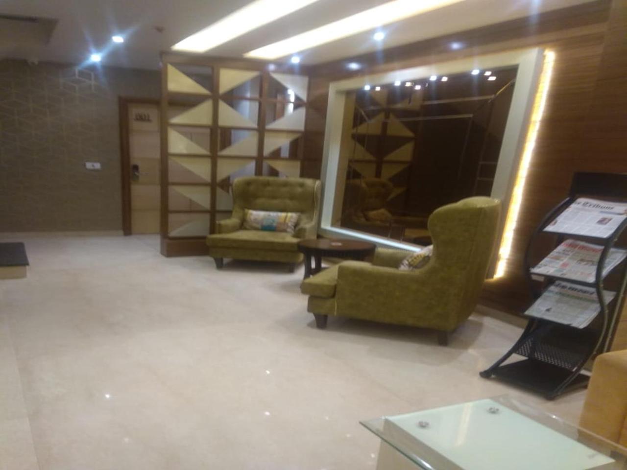 Csjs Inn By Krishna Group Of Hotels Amritsar Eksteriør bilde